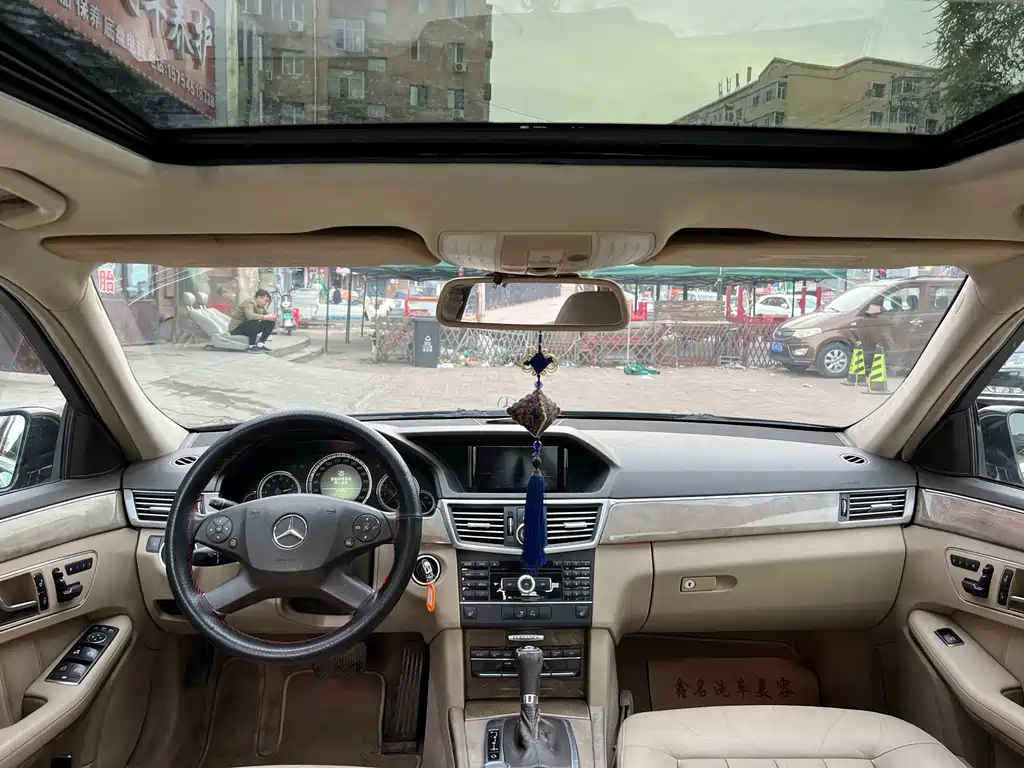 Mercedes-Benz E-Class (Import) — миниатюра 9