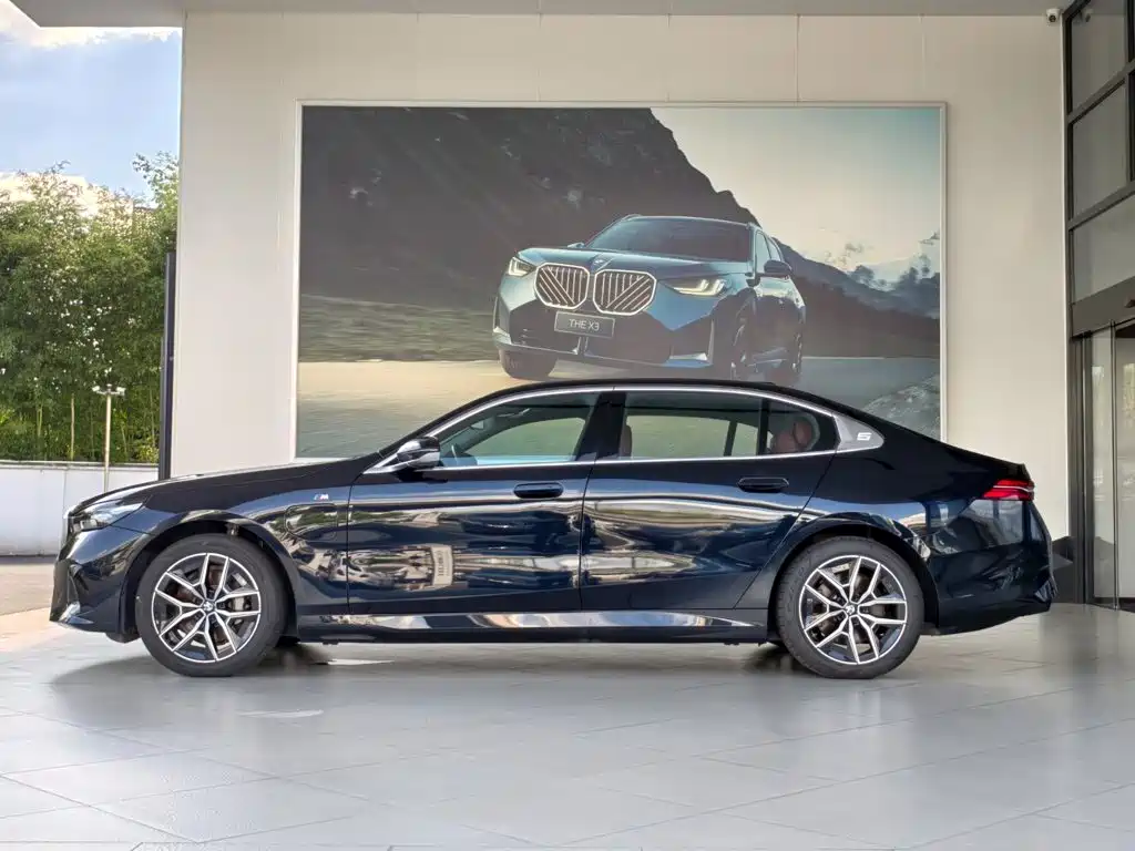BMW i5 — миниатюра 3