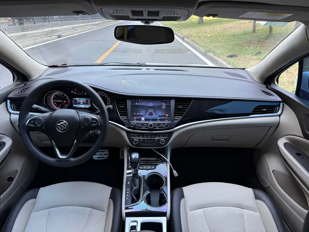 Buick Verano — миниатюра 11