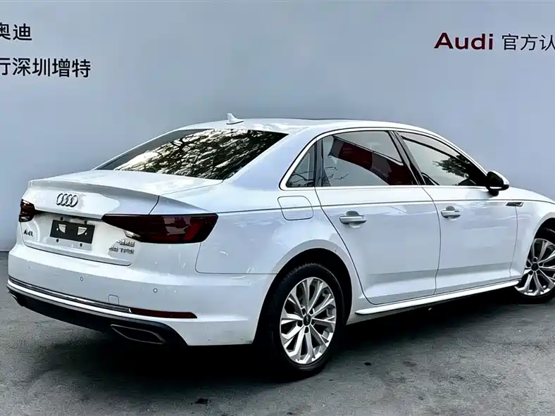 Audi A4L 2019 40 TFSI VI