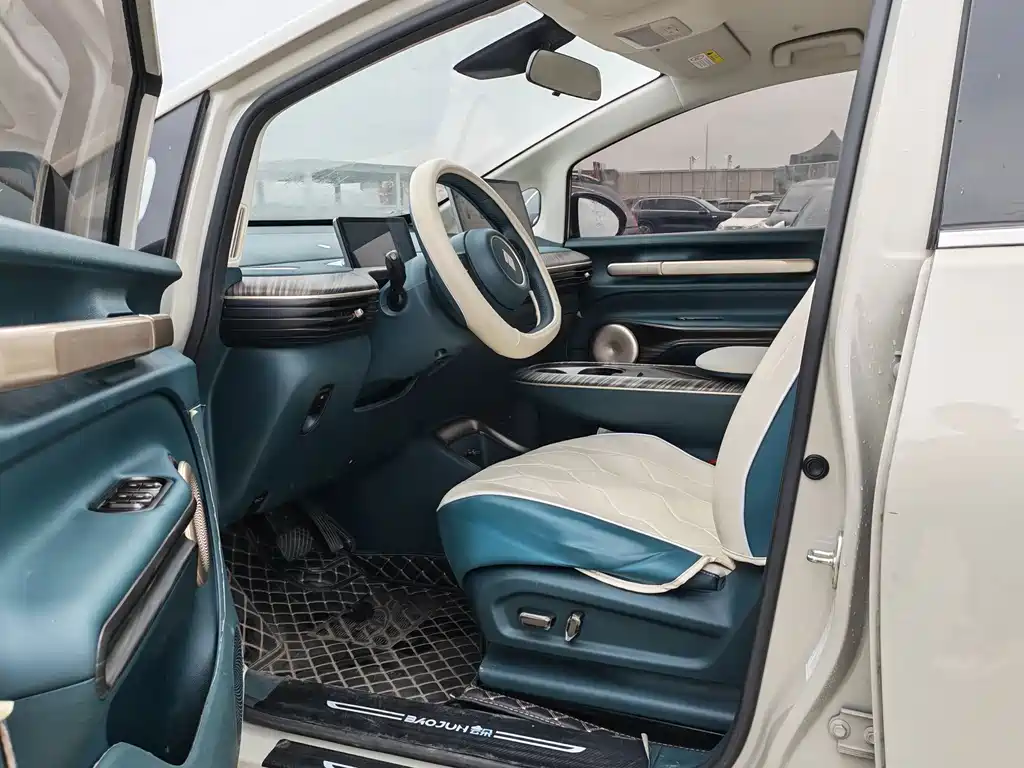 Baojun Yunduo — миниатюра 10