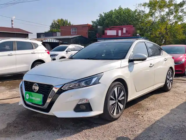Nissan Teana