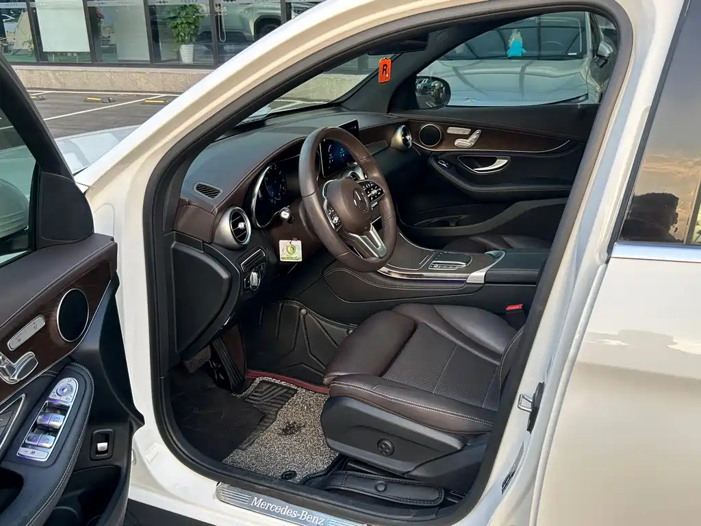 Mercedes-Benz GLC — миниатюра 11