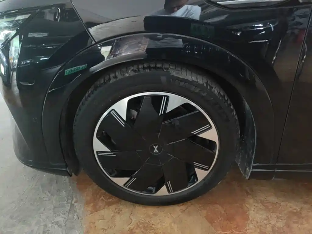 XPeng X9 — миниатюра 23