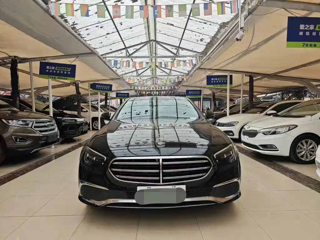 MERCEDES-BENZ E CLASS