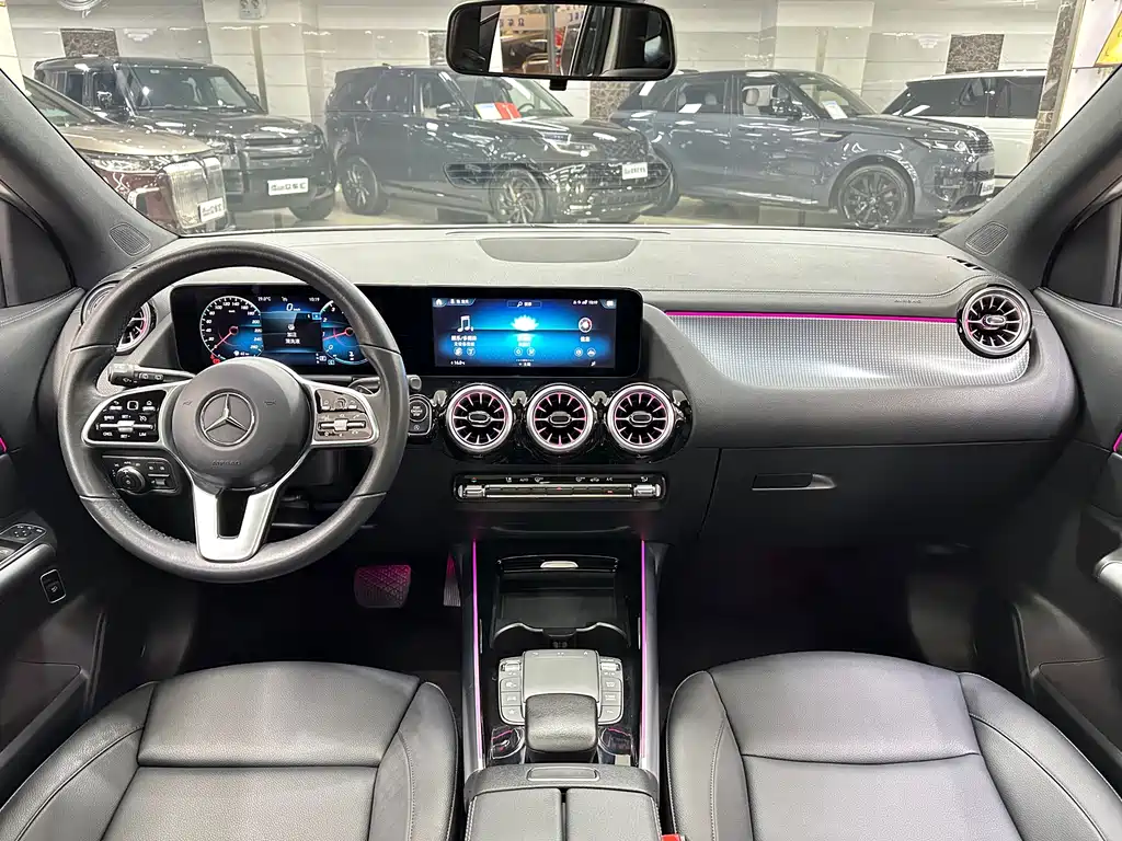 Mercedes-Benz GLA — миниатюра 11