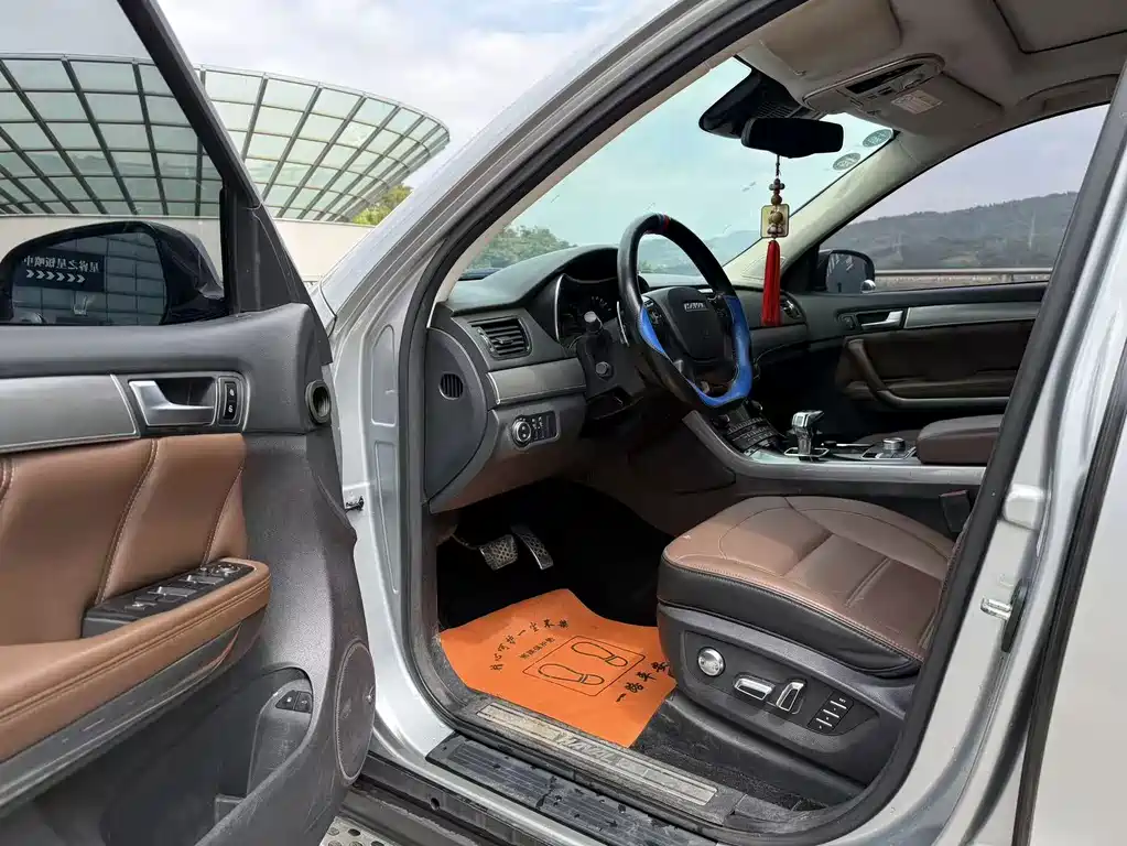 Haval H8 — миниатюра 4