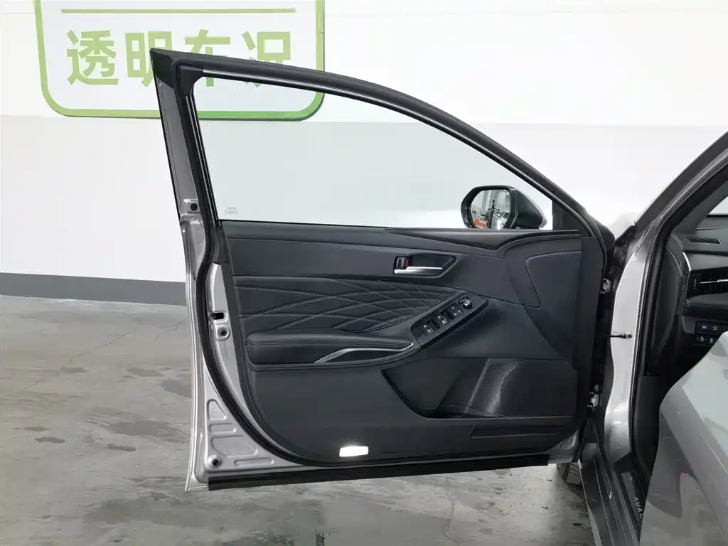 Toyota Avalon 2022 2.5L Touring Luxury