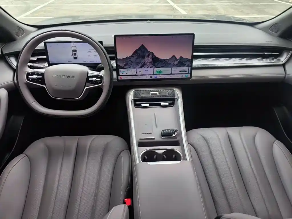 Roewe M7 DMH — миниатюра 10