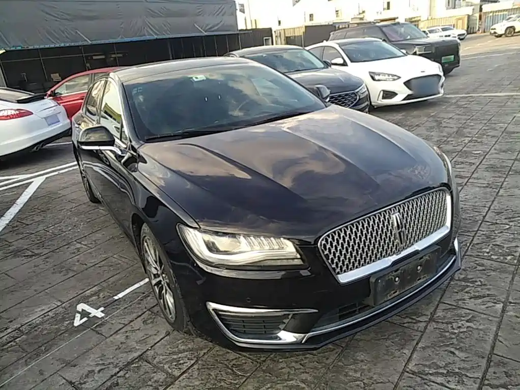 Lincoln MKZ — миниатюра 4