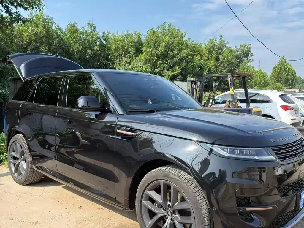 Land Rover Range Rover Sport 2024 400PS Dynamic HSE