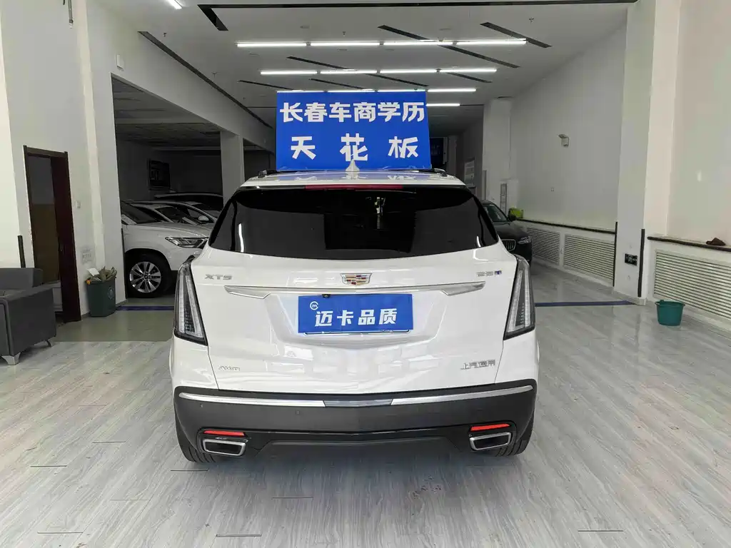 Cadillac XT5 — миниатюра 8