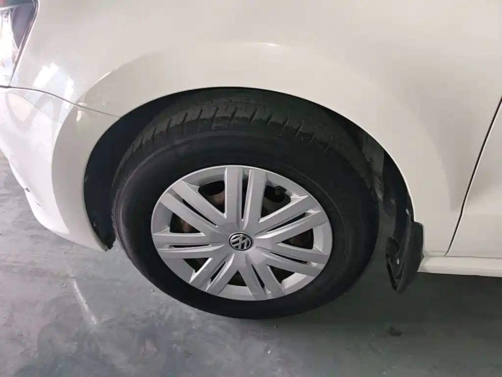 Volkswagen Polo — миниатюра 23