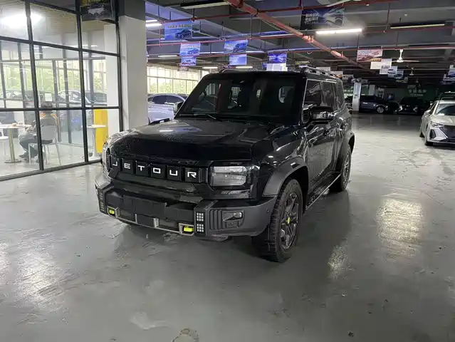 JIETU JET TRAVELER 2023