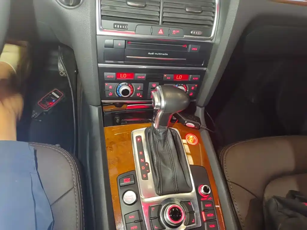 Audi Q7 — миниатюра 14