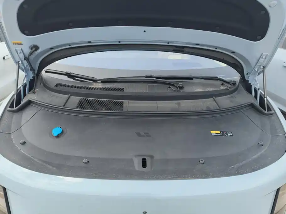 Li Auto Li i8 — миниатюра 10
