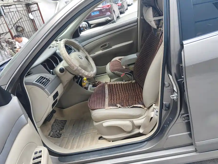 Nissan Sylphy — миниатюра 9