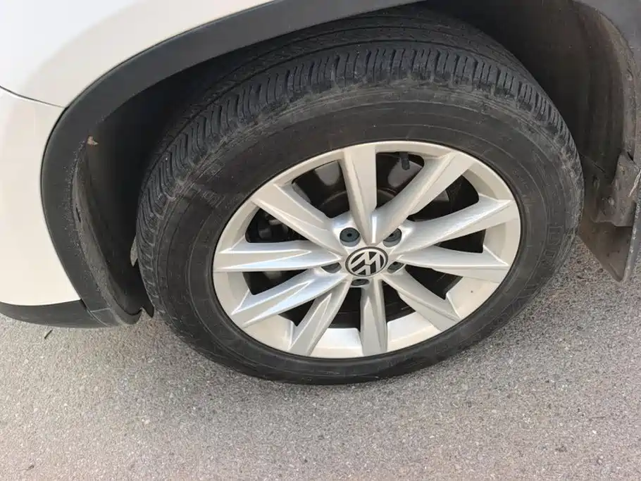Volkswagen Tiguan — миниатюра 6