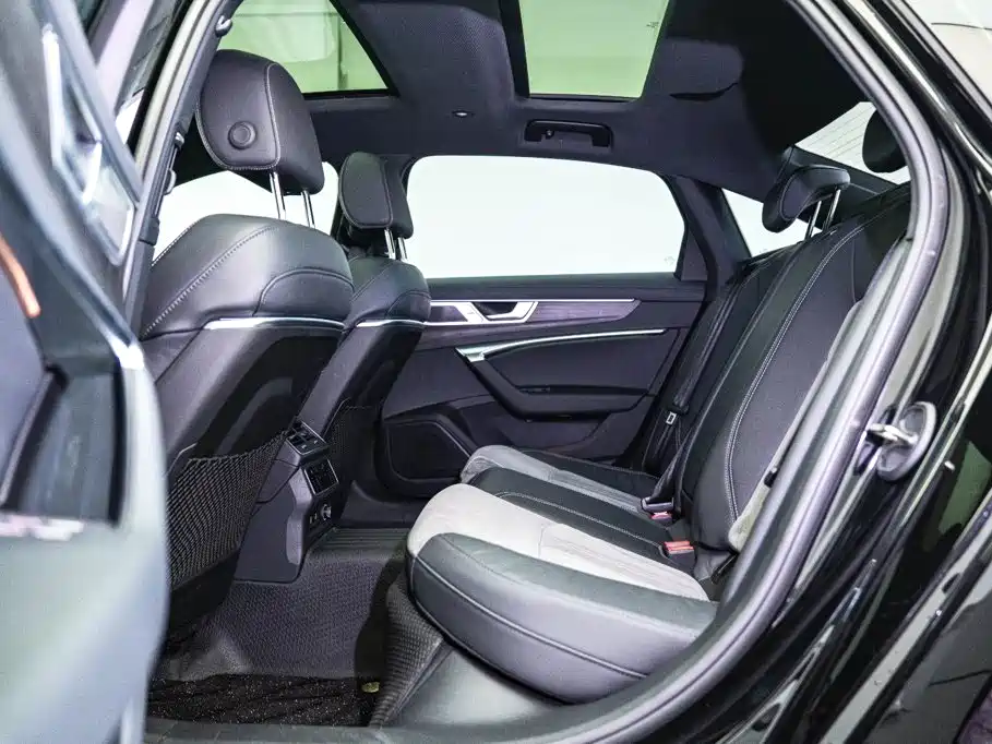 Audi A6L — миниатюра 18