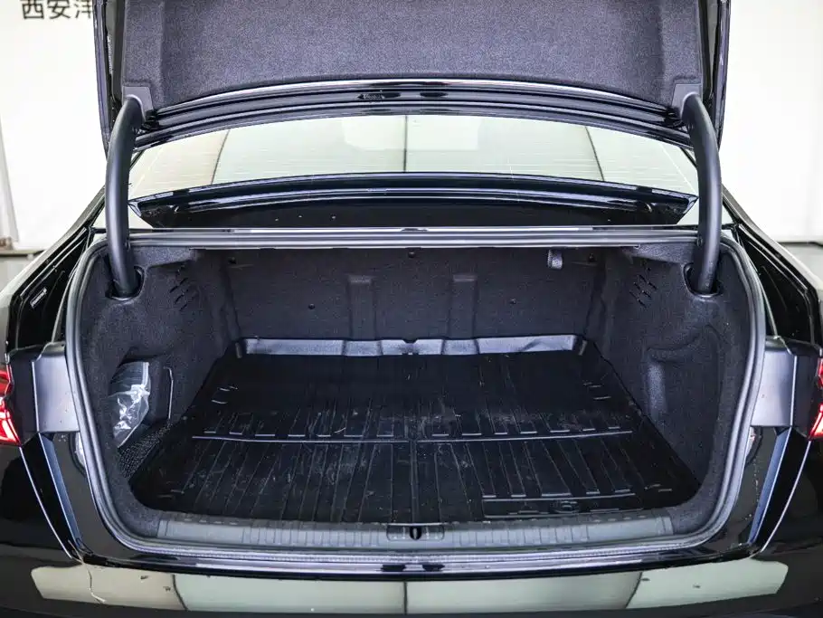Audi A6L — миниатюра 22