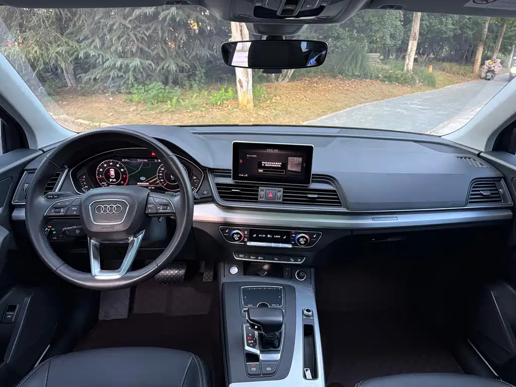 Audi Q5L — миниатюра 8
