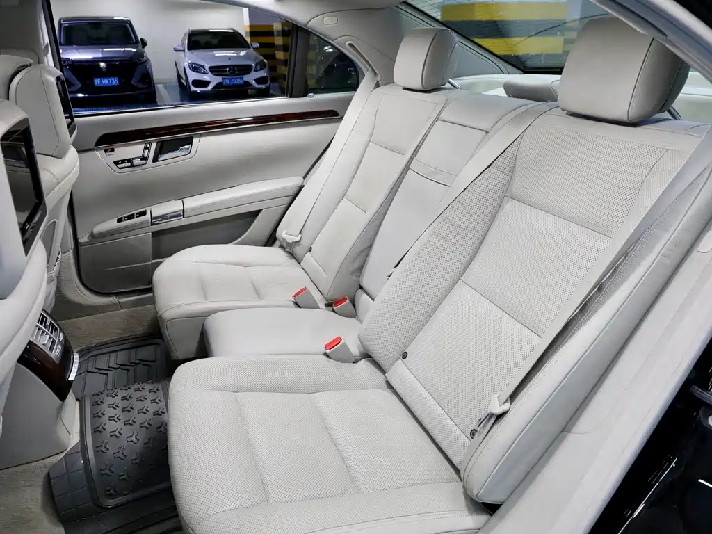 Mercedes-Benz S-Class S 2010 S 350 L 4MATIC