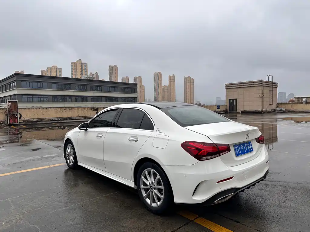 MERCEDES-BENZ A CLASS