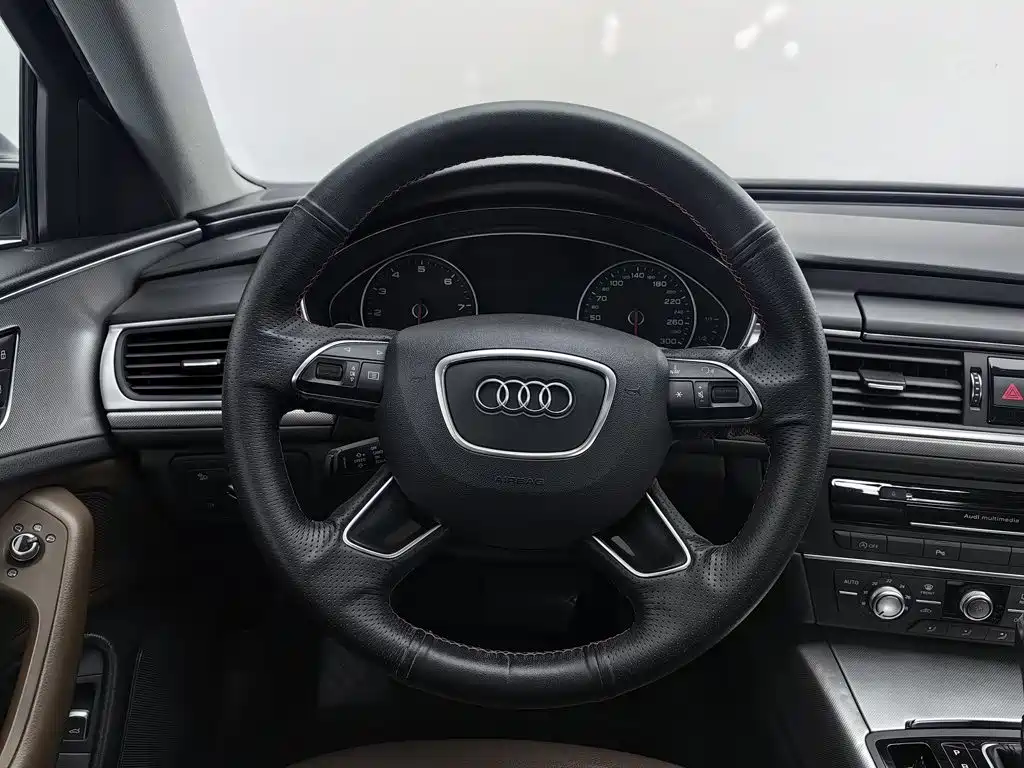 Audi A6L — миниатюра 11