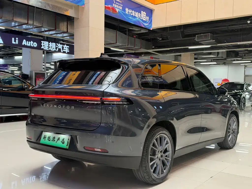 Leapmotor Leapmotor C10 — миниатюра 6