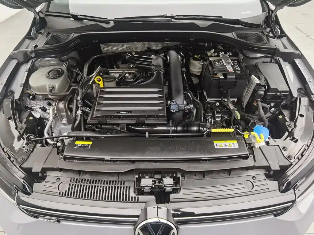 Volkswagen Golf — миниатюра 6
