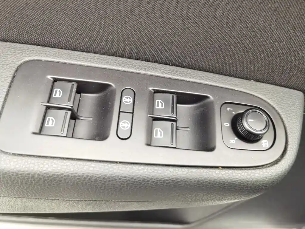 Volkswagen Sharan — миниатюра 9