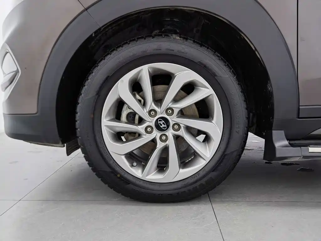Hyundai Tucson — миниатюра 17