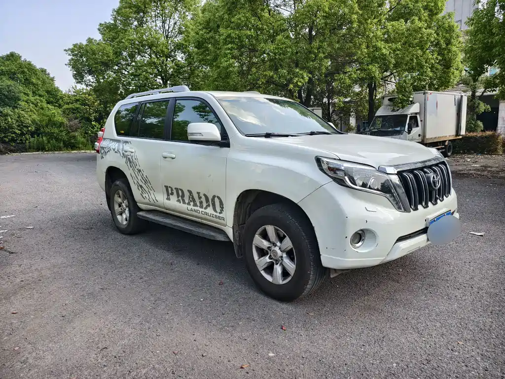 Toyota Land Cruiser Prado 2014 2.7L AT Standard