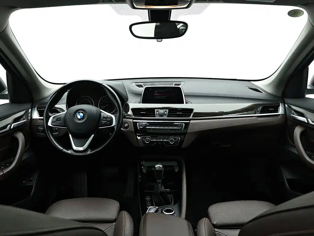 BMW X1 New Energy — миниатюра 15