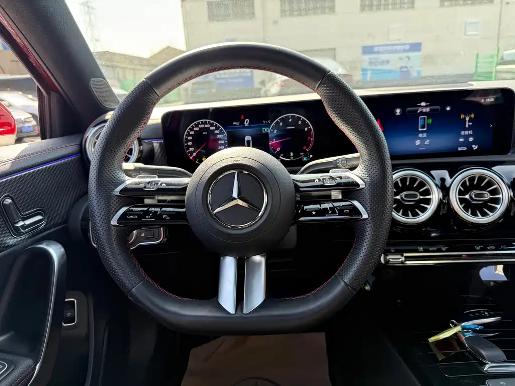 MERCEDES-BENZ A CLASS