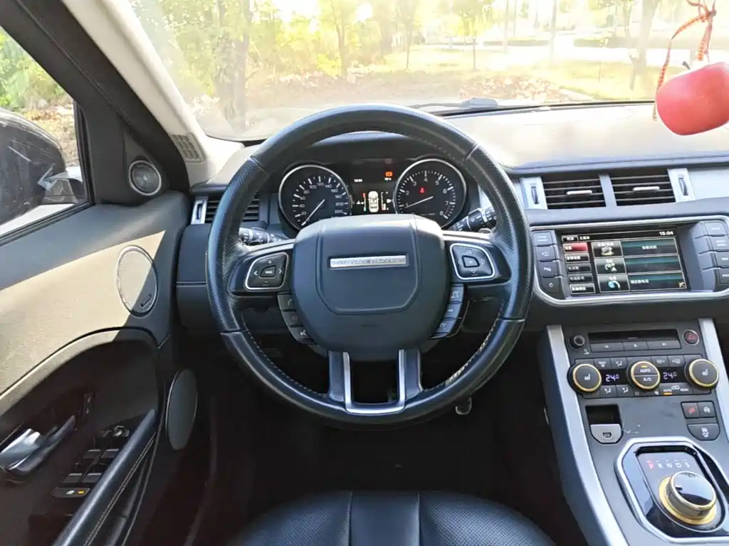 Land Rover Evoque — миниатюра 11