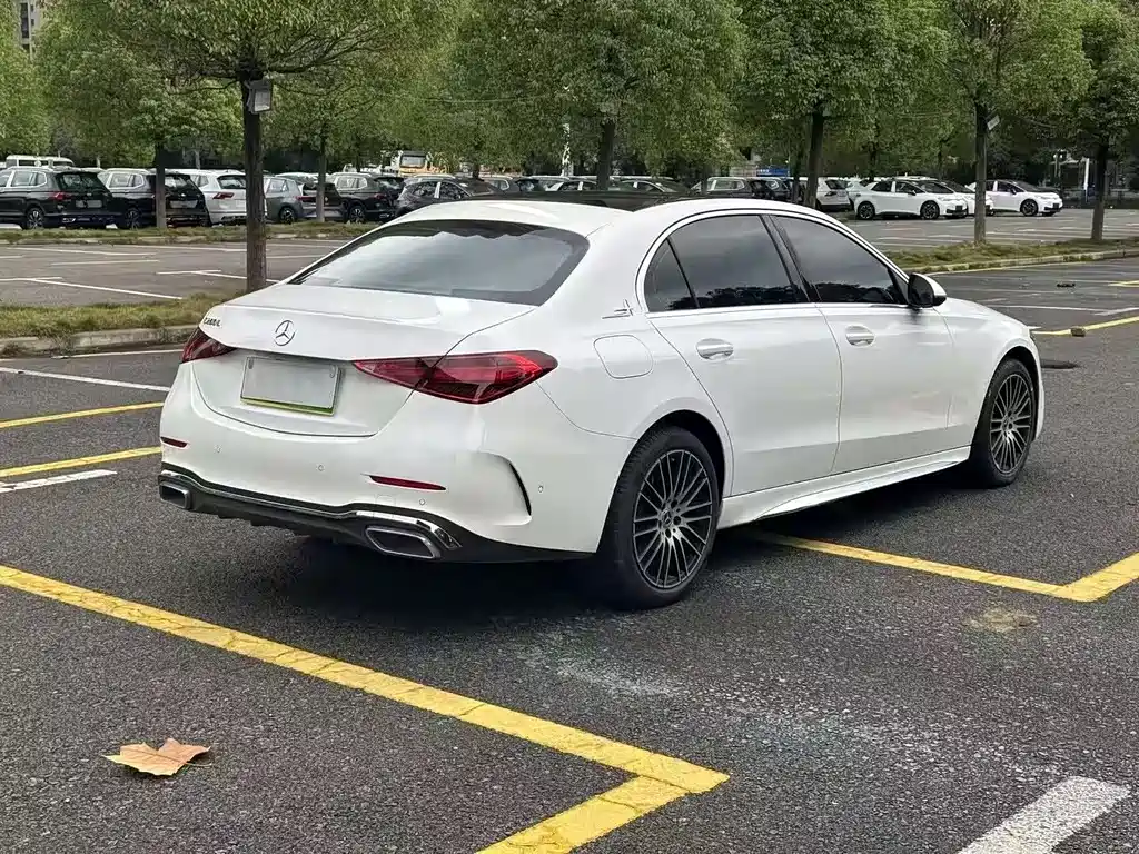 MERCEDES-BENZ C CLASS