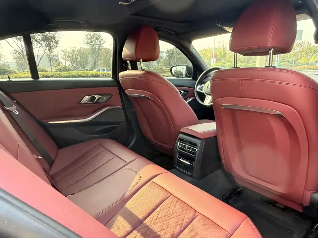 BMW 3 Series — миниатюра 16