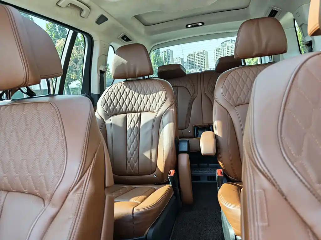 BMW X7 — миниатюра 10