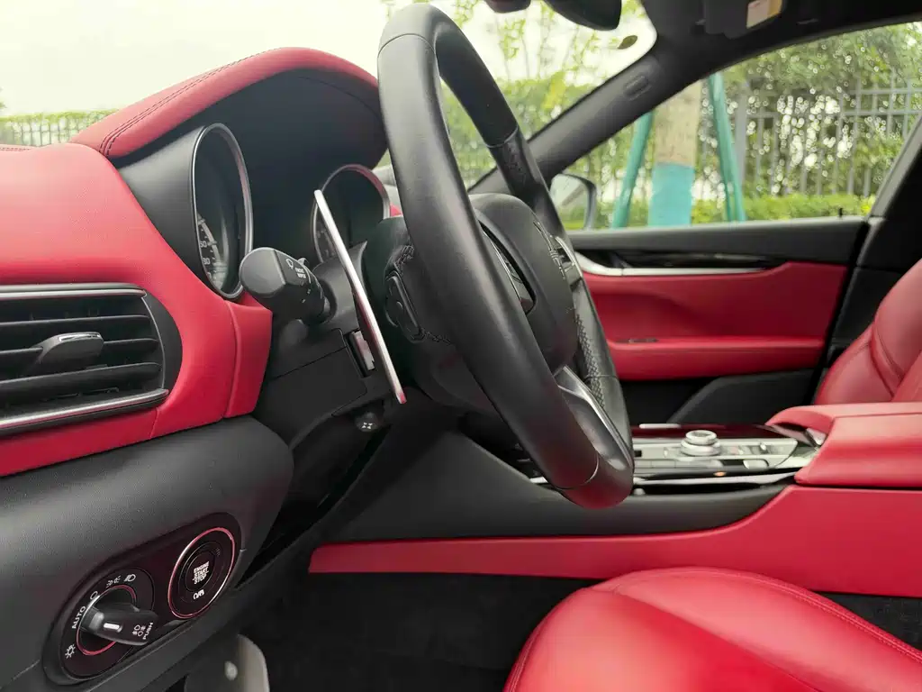 Maserati Levante — миниатюра 17