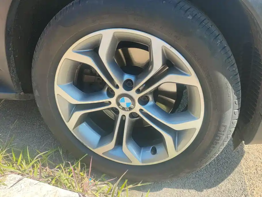 BMW X4 — миниатюра 6