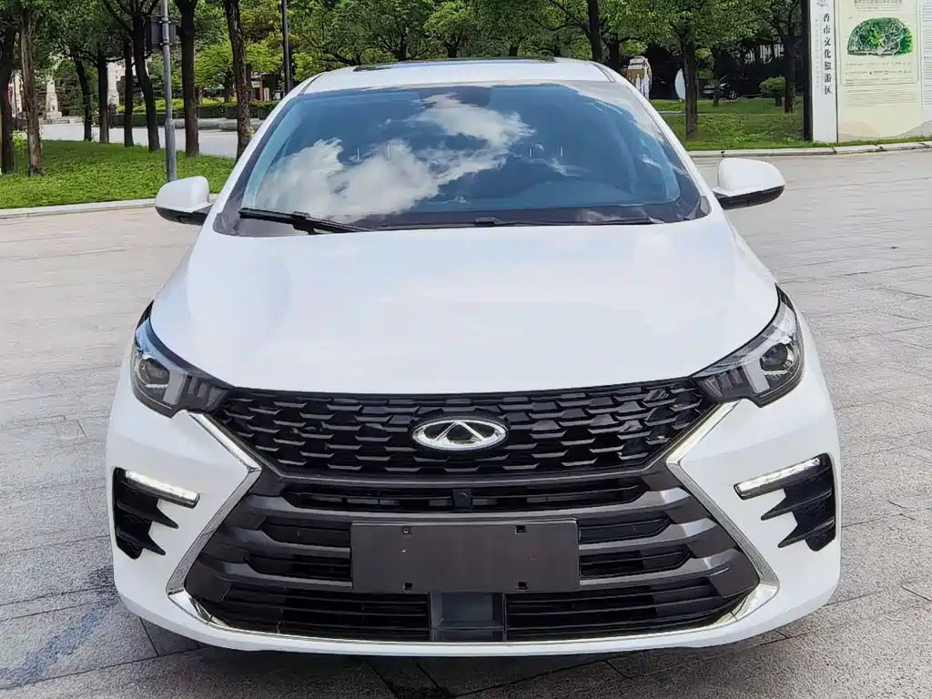 Chery Arrizo 5 PLUS