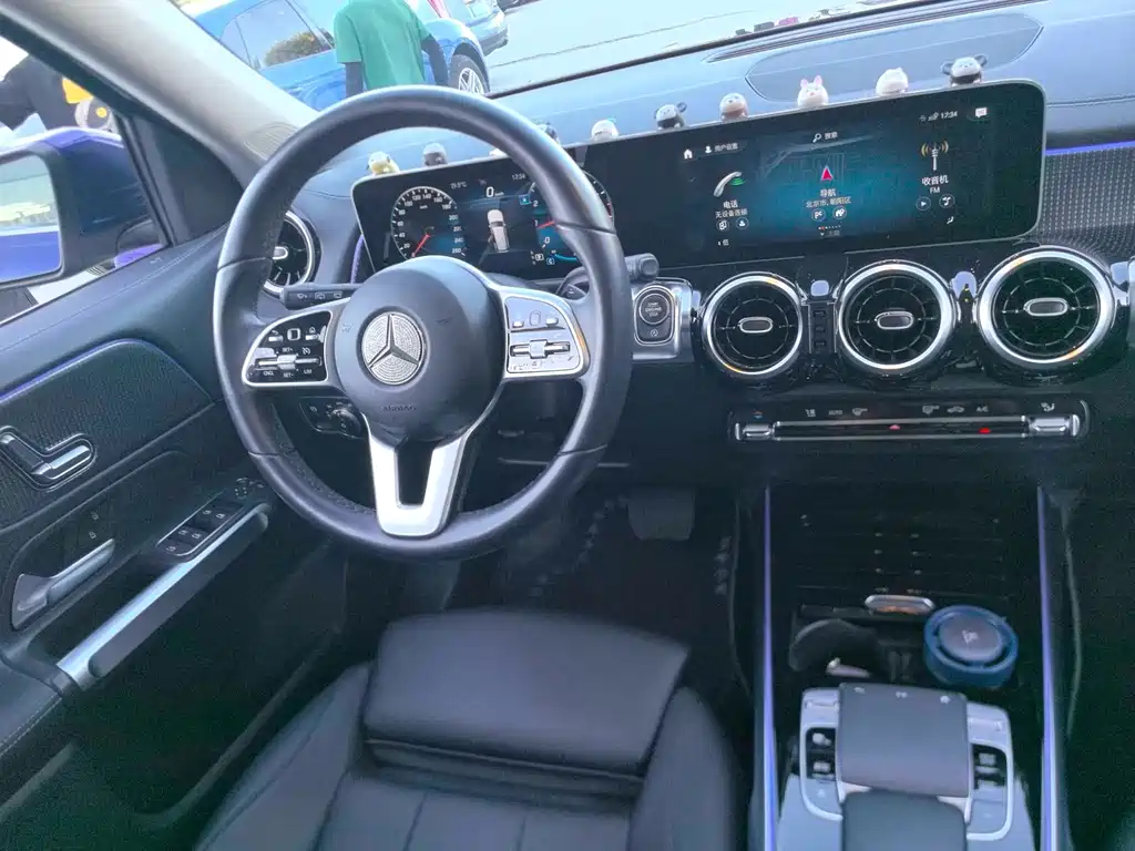 Mercedes-Benz GLB — миниатюра 9