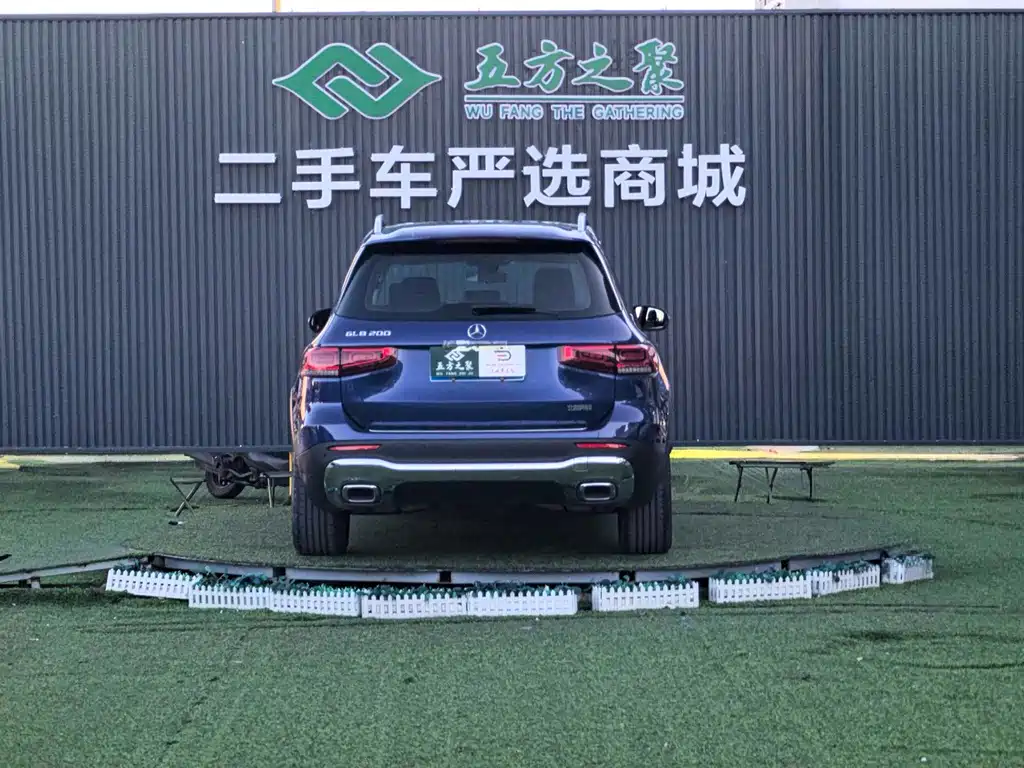Mercedes-Benz GLB — миниатюра 21