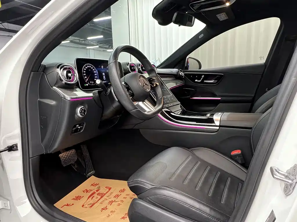 Mercedes-Benz C-Class — миниатюра 4