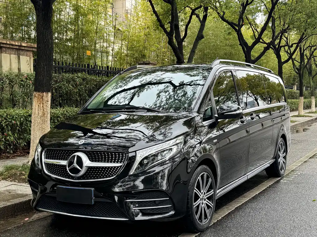 MERCEDES-BENZ V CLASS