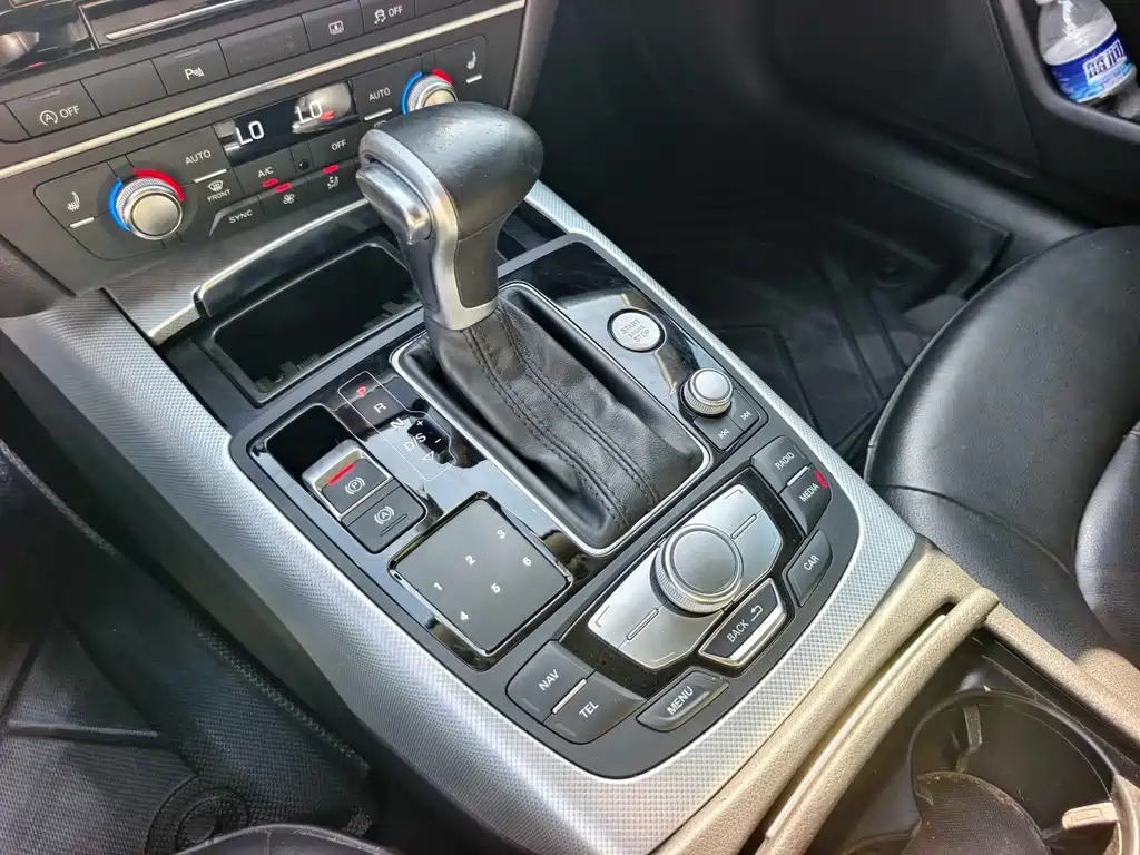Audi A6L — миниатюра 9