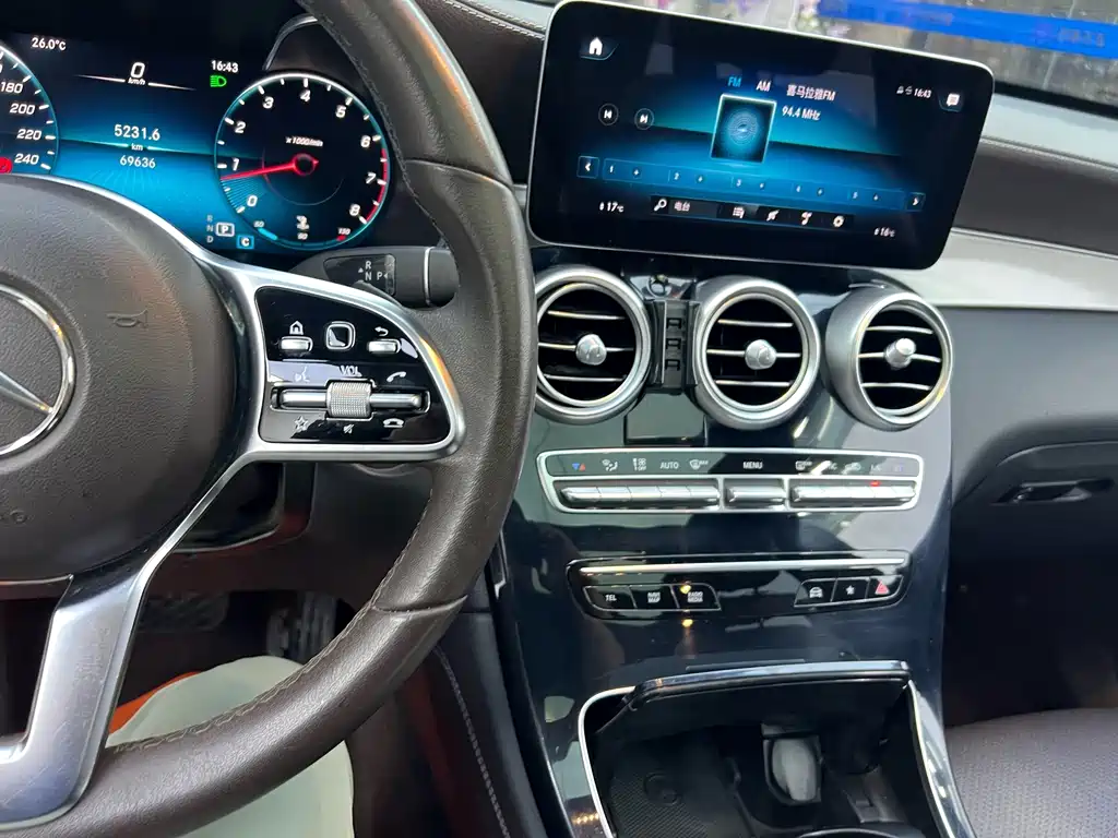 Mercedes-Benz GLC — миниатюра 13