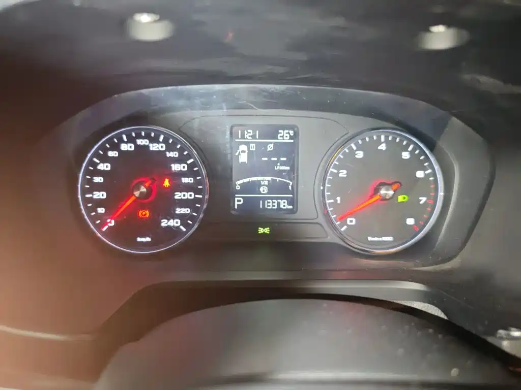 Roewe RX5 — миниатюра 7