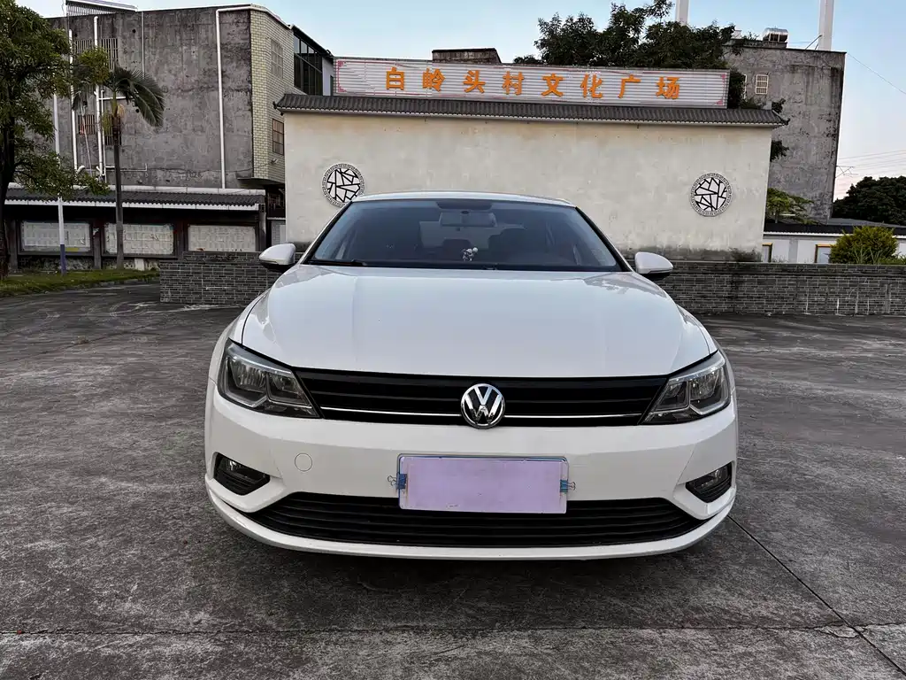 Volkswagen Lamando